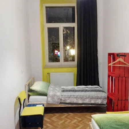 Lulu Hostel